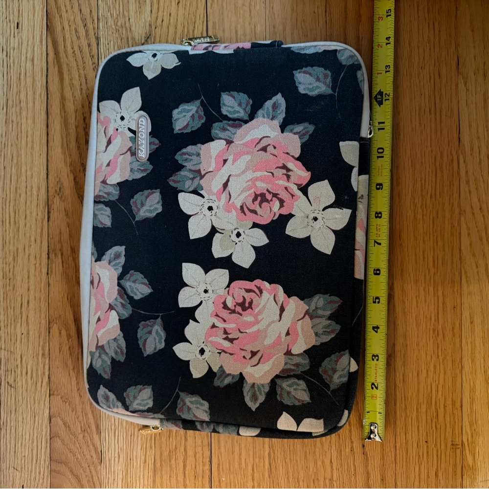 Floral Laptop Sleeve - Picture 6 of 7